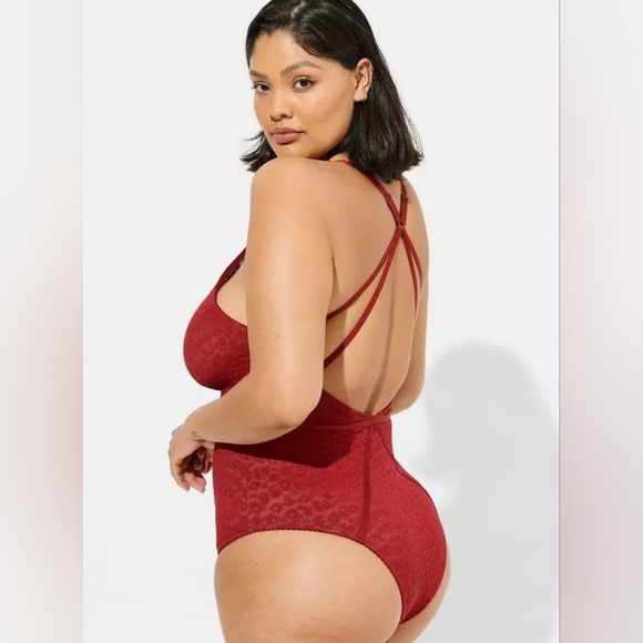 Torrid Curve Animal Lace-up Halter Bodysuit Rhubarb Red 3x New - Picture 2 of 10